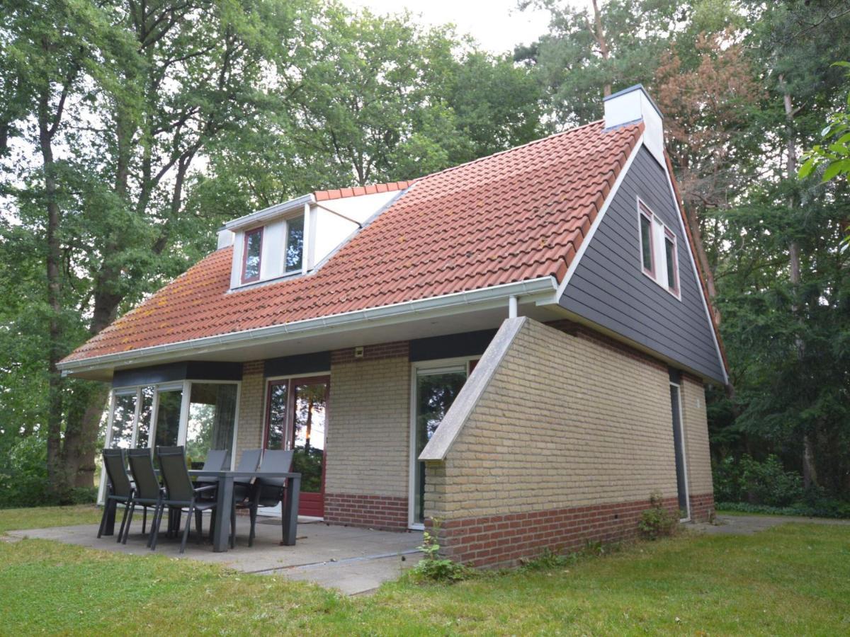 Cosy Holiday Home With Terrace Near Natural Park In Lemele Exterior foto